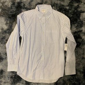 OLD NAVY BUTTON DOWN SHIRT